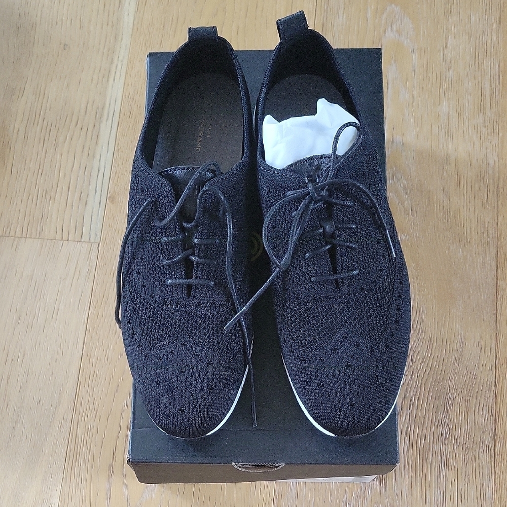 Women's Black Knit Lace-Up Shoes